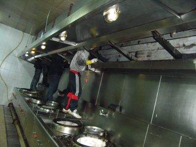油煙凈化器怎么清洗與保養(yǎng)？_深圳油煙機(jī)清洗